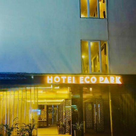Hotel Eco Park New Town Extérieur photo
