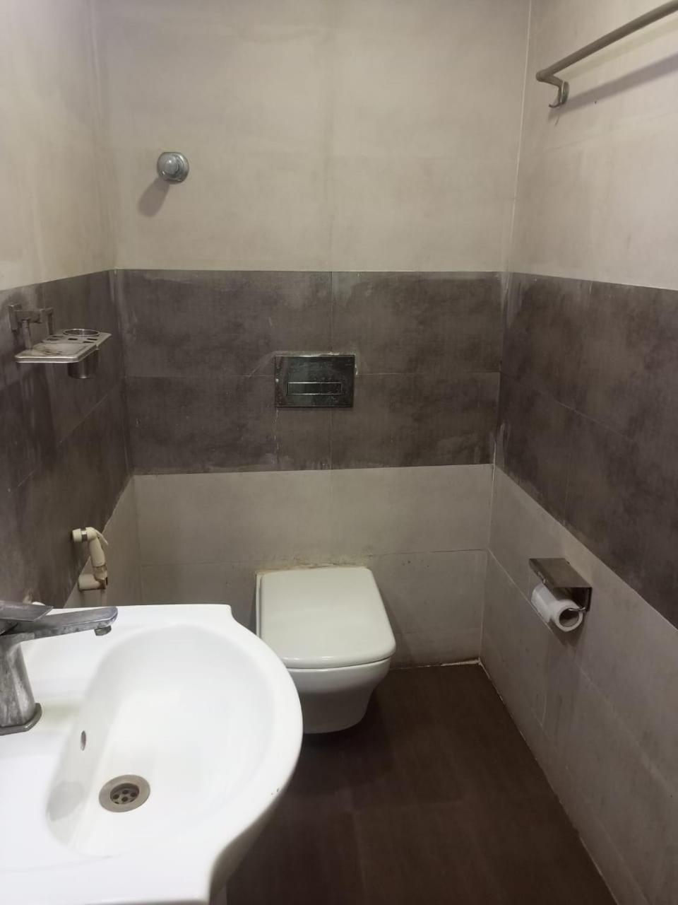 Hotel Eco Park New Town Extérieur photo