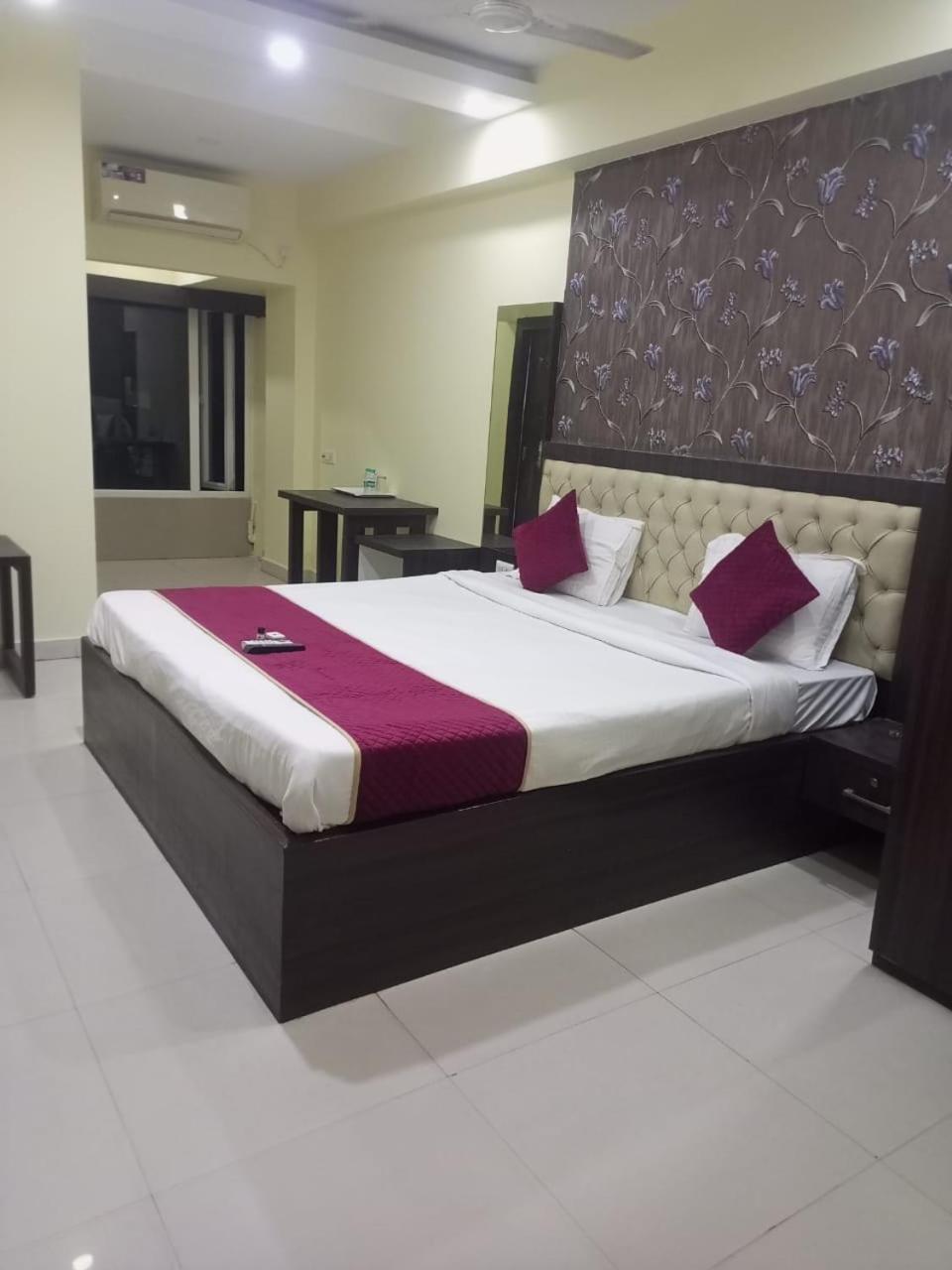 Hotel Eco Park New Town Extérieur photo