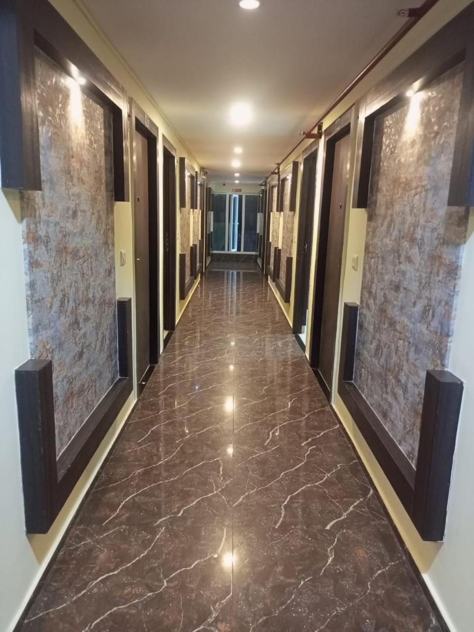 Hotel Eco Park New Town Extérieur photo